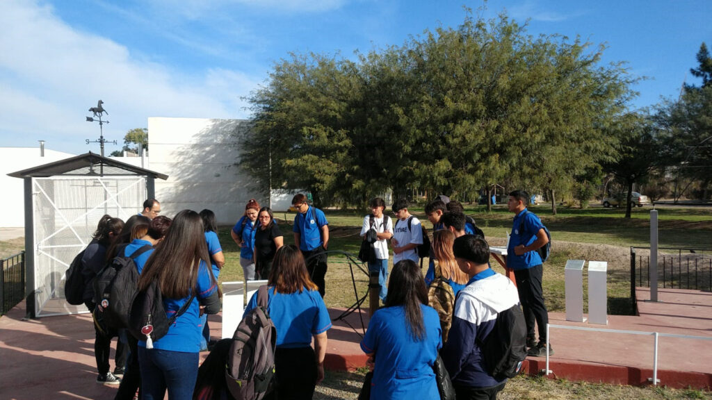 “Con vista al Futuro” Visita de los alumnos de sexto año a la Facultad de Ciencias Exactas, Físicas y Naturales (UNSJ)