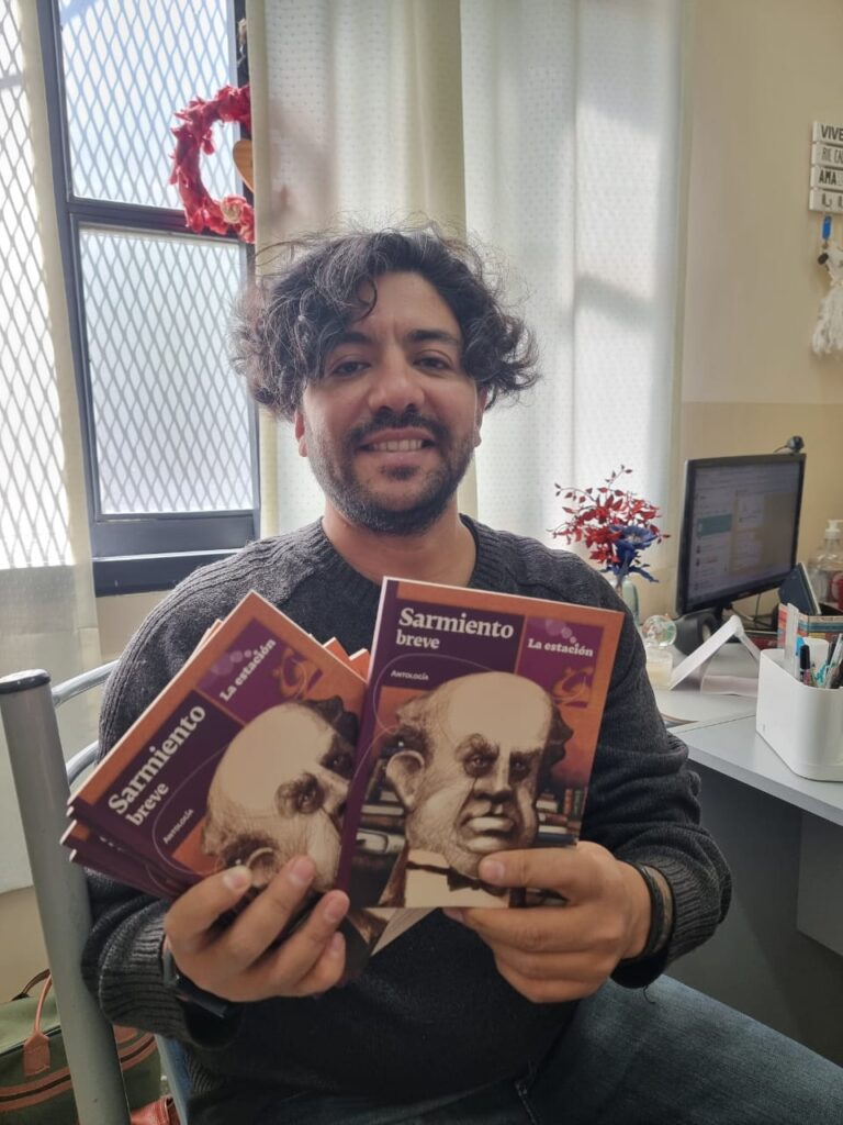 Donación de Libros a la Biblioteca – Escuela Mosconi – San Juan